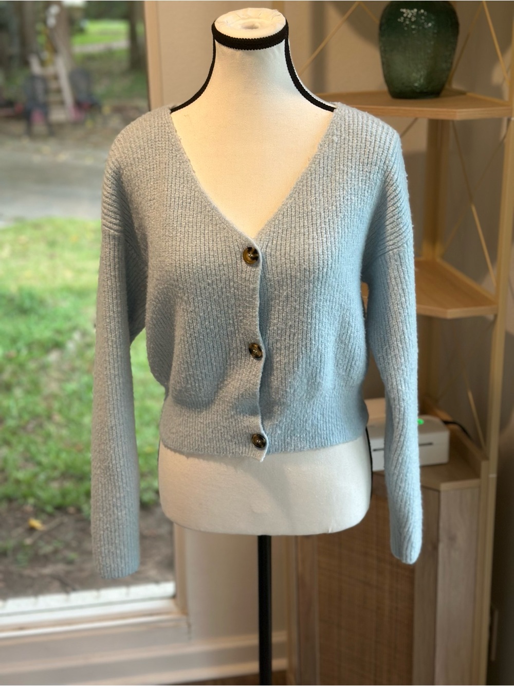 Forever 21 Cropped Light Blue V-Neck Button Cardigan Sweater - Small